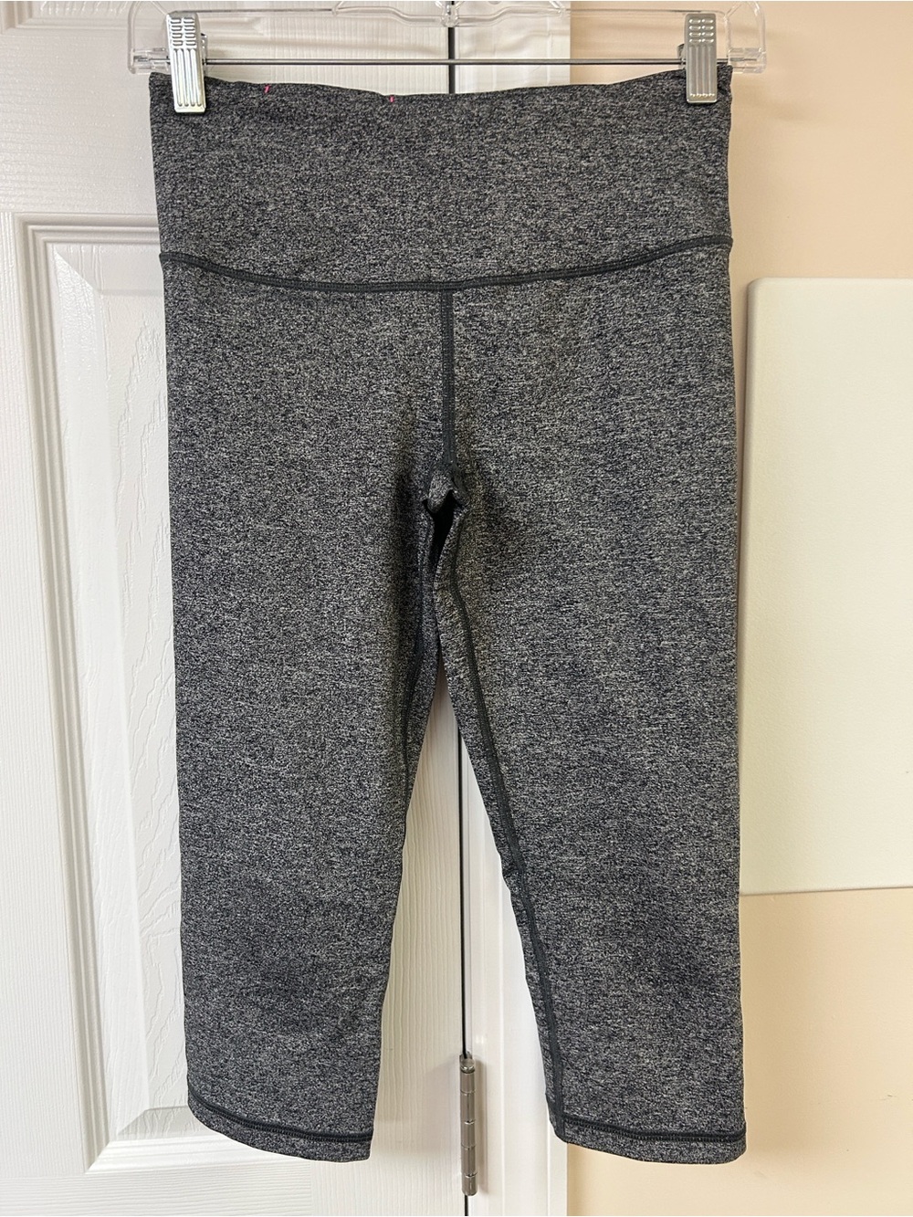 Knockout By Victorias Secret VSX Sport Capri Leggings